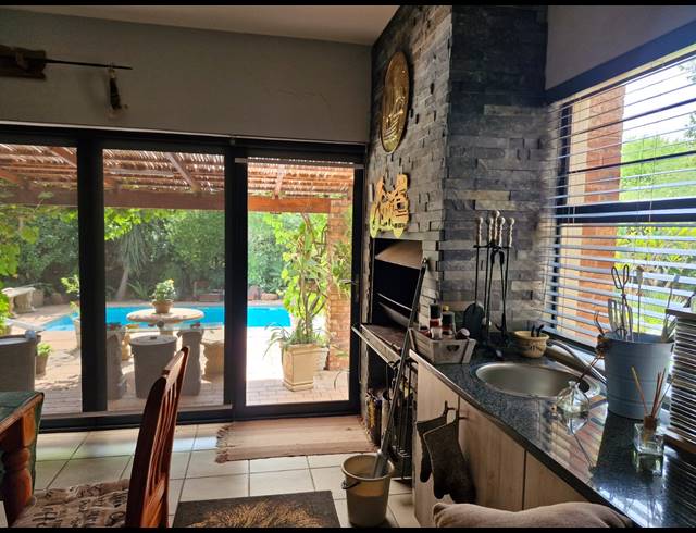 4 BEDROOM GOLF ESTATE FOR SALE IN SEASONS LIFESTYLE ESTATE